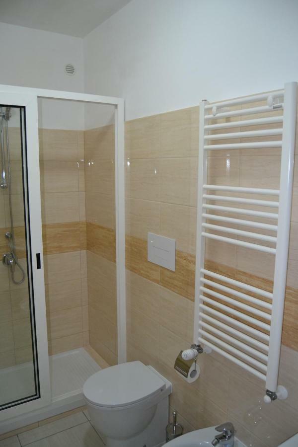 Guesthouse Holiday Formia Beach Екстериор снимка