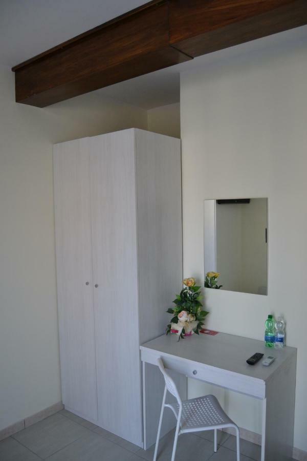Guesthouse Holiday Formia Beach Екстериор снимка