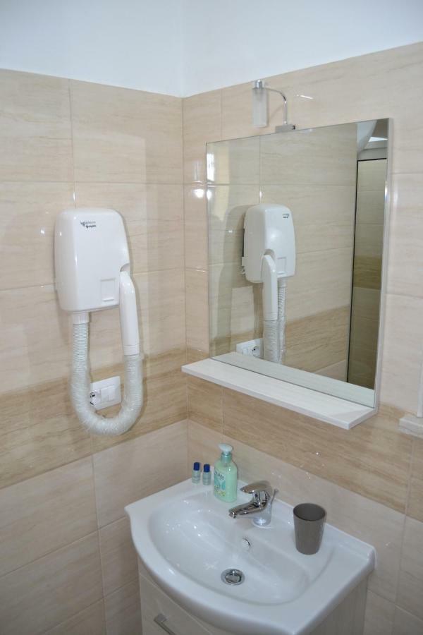 Guesthouse Holiday Formia Beach Екстериор снимка