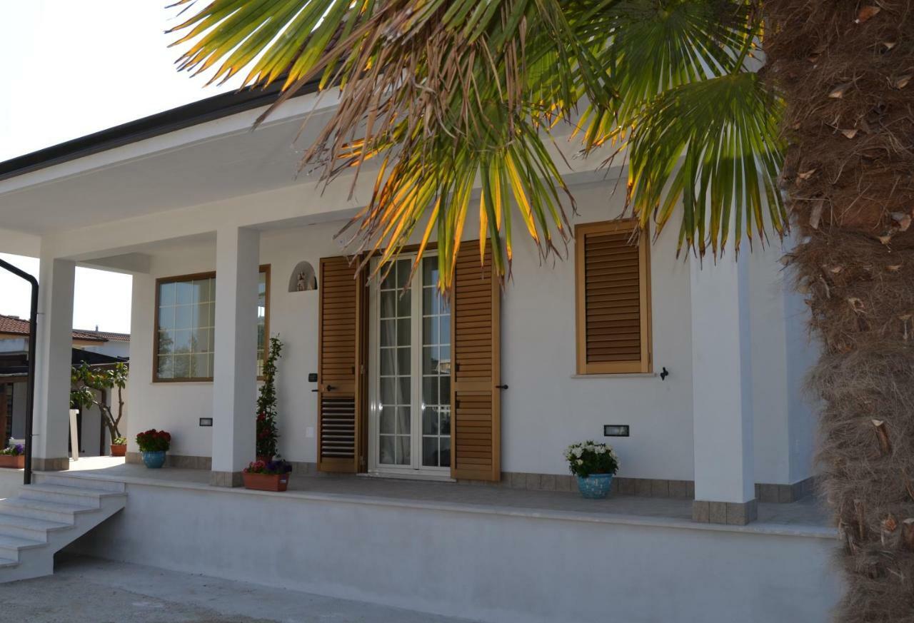 Guesthouse Holiday Formia Beach Екстериор снимка