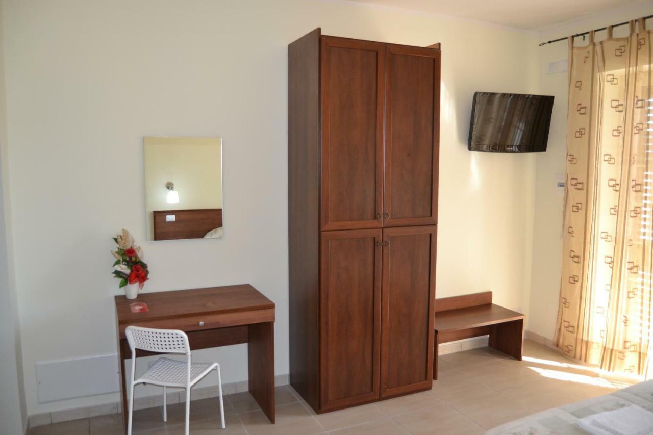 Guesthouse Holiday Formia Beach Екстериор снимка