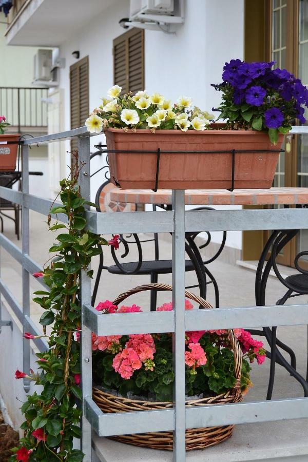 Guesthouse Holiday Formia Beach Екстериор снимка