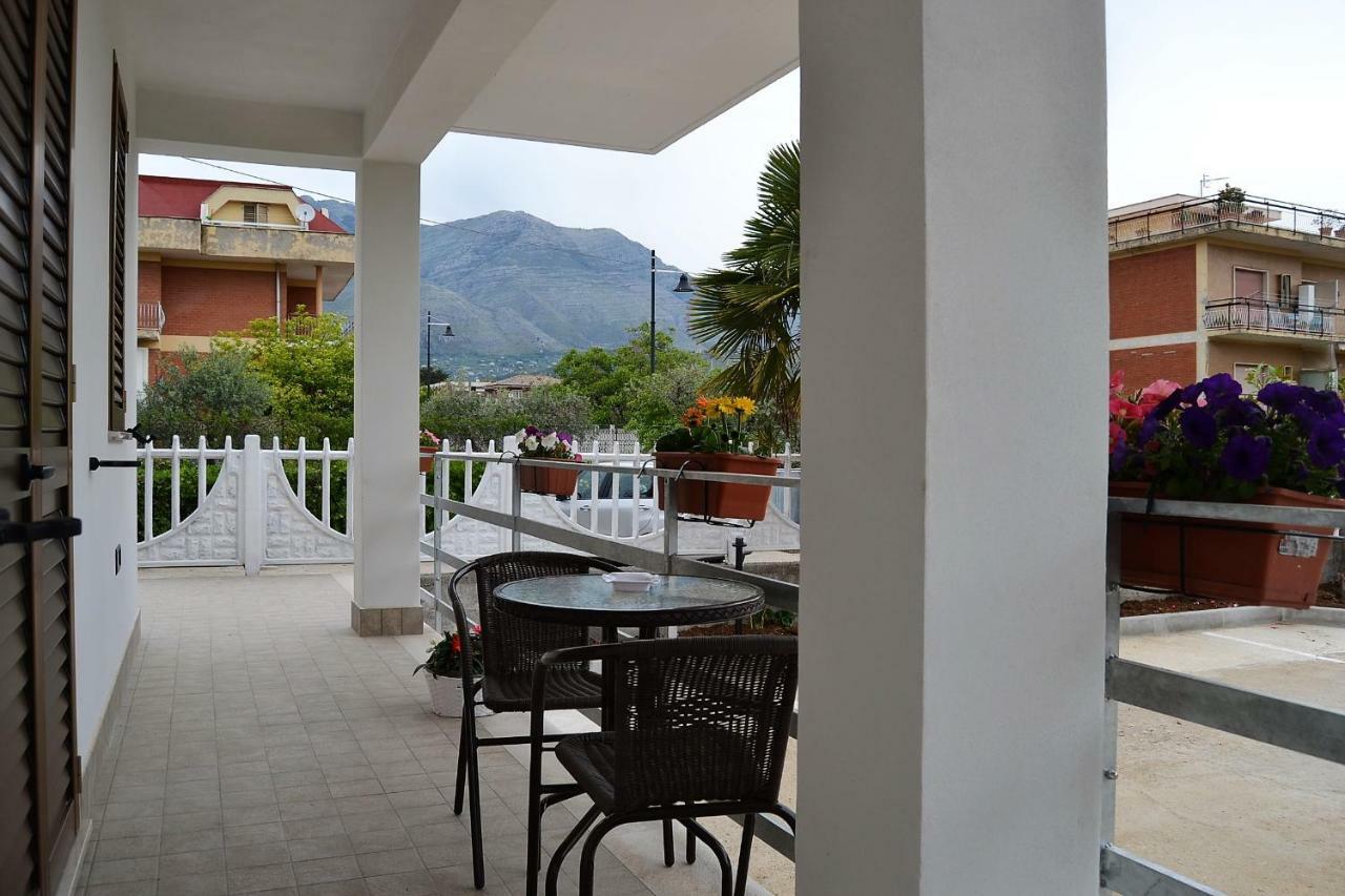 Guesthouse Holiday Formia Beach Екстериор снимка