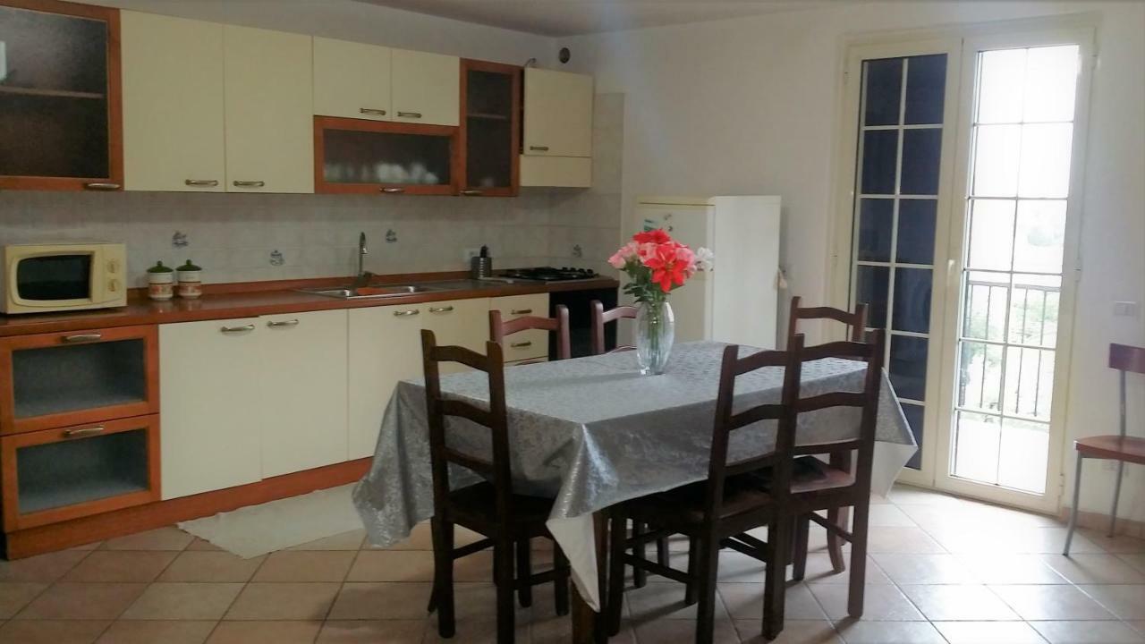 Guesthouse Holiday Formia Beach Екстериор снимка