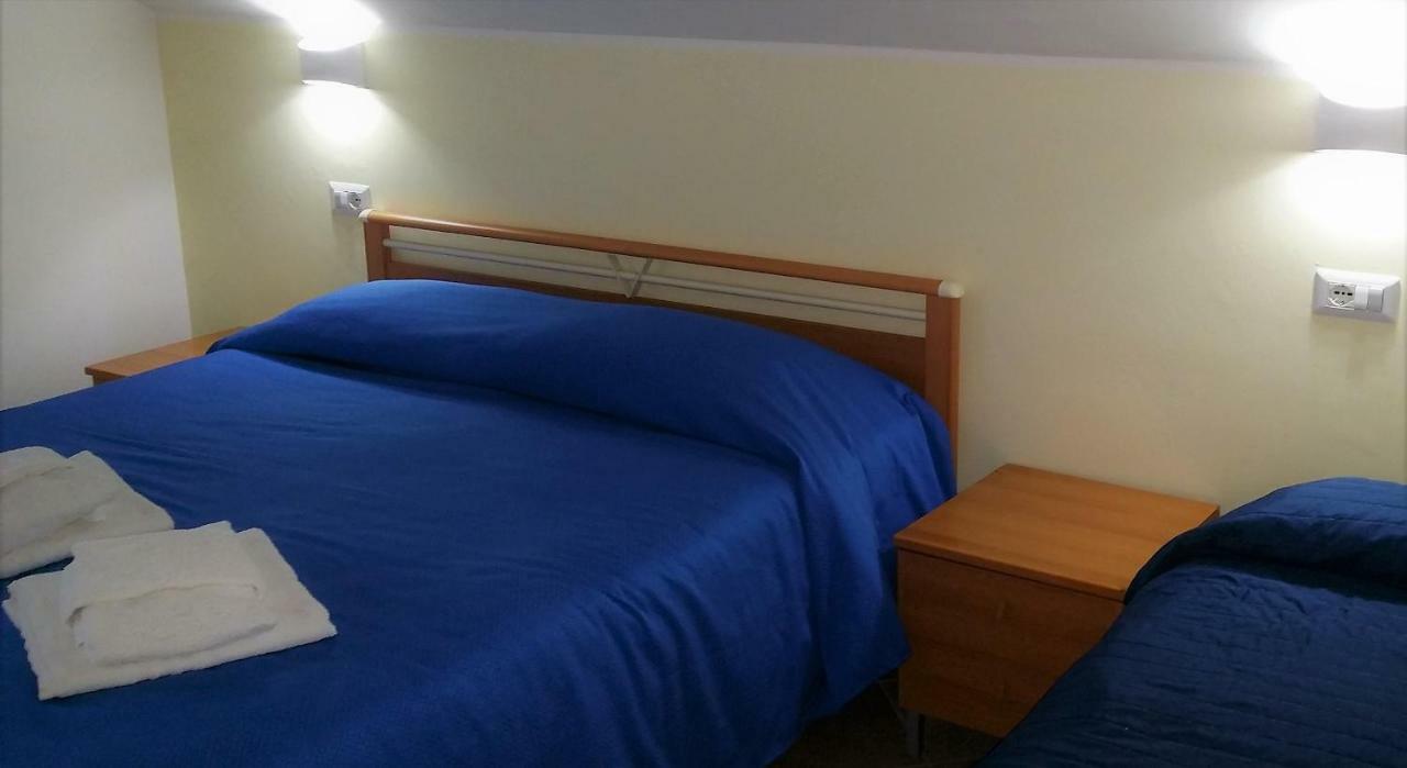 Guesthouse Holiday Formia Beach Екстериор снимка